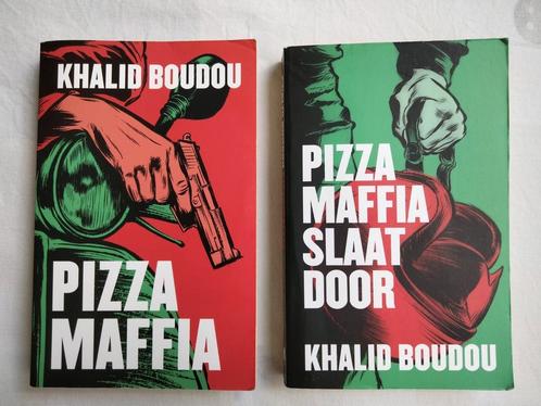 2 Jeugdboeken Pizza Mafia, van Khalid Boudou, Boeken, Kinderboeken | Jeugd | 13 jaar en ouder, Zo goed als nieuw, Ophalen