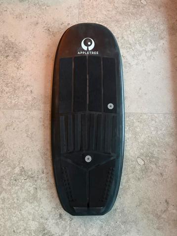 Appletree mini foil kiteboard 3’10 beschikbaar voor biedingen