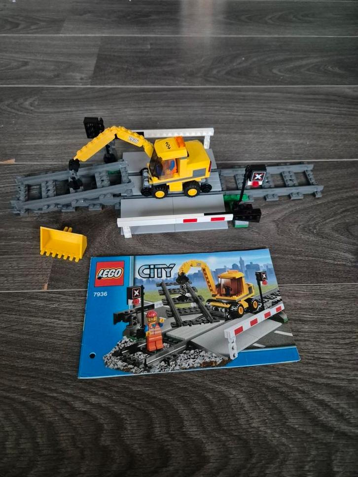 Lego city trein set 7936 spoorwegovergang levelcrossing, Kinderen en Baby's, Speelgoed | Duplo en Lego, Gebruikt, Lego, Complete set