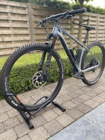 Mtb hartail ( 29 inch banden, carbon) scott scale 920 beschikbaar voor biedingen