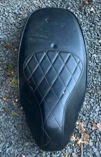 Custom vespa sprint zadel met diefstalschade, Fietsen en Brommers, Brommeronderdelen | Scooters, Ophalen, Zadel, Vespa