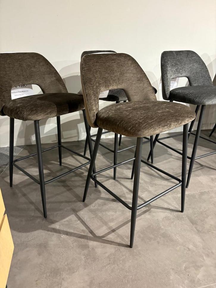 Barstoel Esmee bruin mellow 2st., Huis en Inrichting, Barkrukken, Nieuw, 60 tot 90 cm, 2 krukken, Ophalen of Verzenden