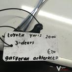Toyota Yaris 2001 Wagennr 1700107  Gasveren set achterklep, Auto-onderdelen, Carrosserie en Plaatwerk, Gebruikt, -, -, Ophalen of Verzenden