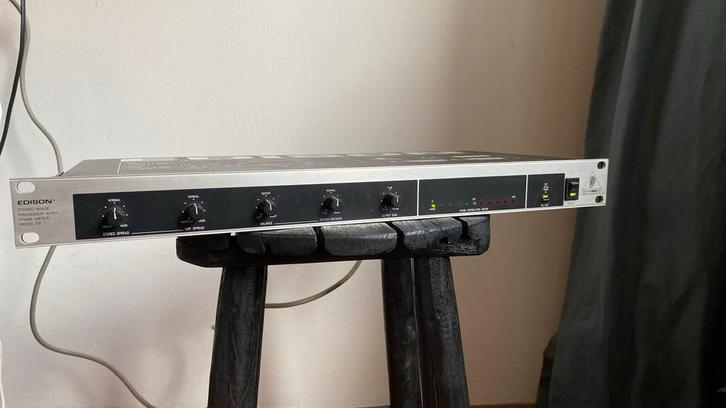 Behringer Edison EX 1 Stereoverbreder met trafo upgrade, Audio, Tv en Foto, Professionele Audio-, Tv- en Video-apparatuur, Gebruikt
