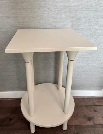 Kartell 4300 tafel jaren 80 space age vintage bijzettafel beschikbaar voor biedingen