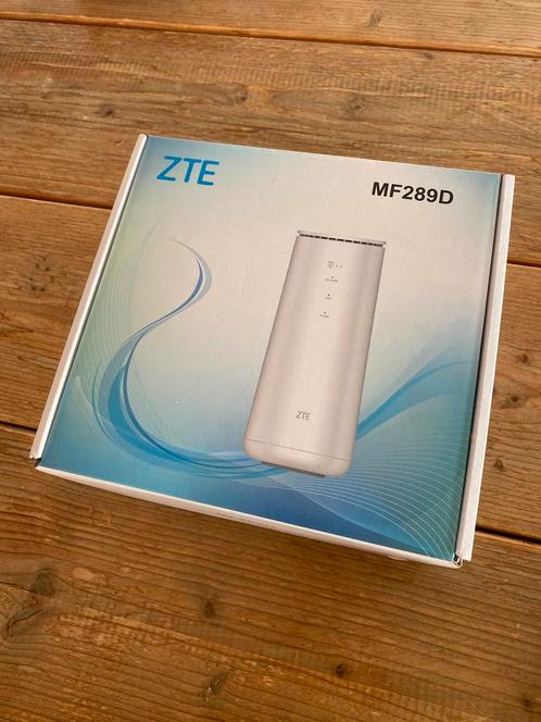 Overal krachtig en goedkoop internet via dit ZTE 289D modem, Computers en Software, Routers en Modems, Zo goed als nieuw, Ophalen of Verzenden