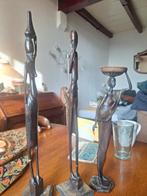 Afrikaanse beeldjes, Ophalen