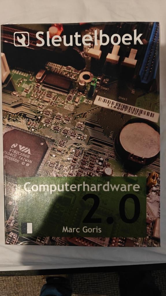 Sleutelboek computerhardware 2.0 Marc Goris zwart-wit, Boeken, Informatica en Computer, Zo goed als nieuw, Hardware, Ophalen of Verzenden