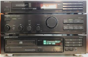 ONKYO set, made in Japan beschikbaar voor biedingen