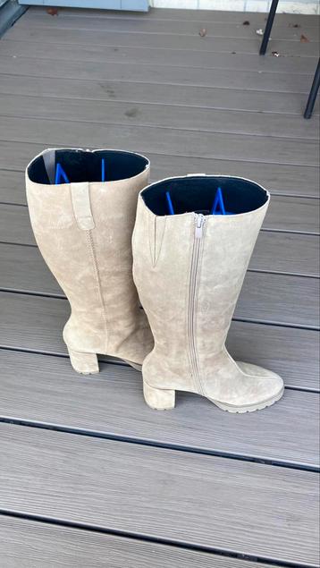 Dames laarzen Suede maat 39 beschikbaar voor biedingen