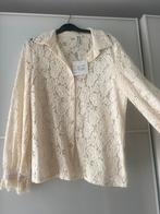 Blouse ecru nieuw met kaartjes kant maat L, Kleding | Dames, Blouses en Tunieken, Ophalen of Verzenden, Zo goed als nieuw, Wit
