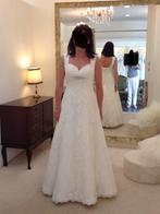 Pronovias Berna, Pronovias, Wit, Zo goed als nieuw, Accessoires