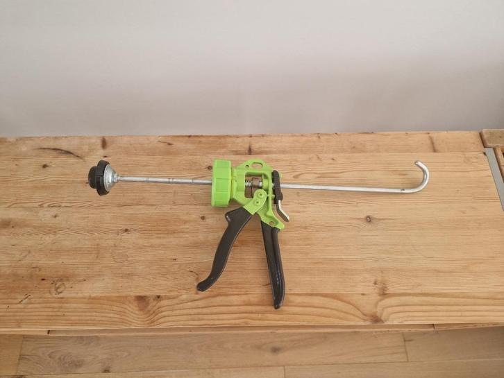 illbruck SAUSAGE GUN / kitspuit, Doe-het-zelf en Verbouw, Gereedschap | Handgereedschap, Zo goed als nieuw, Ophalen of Verzenden