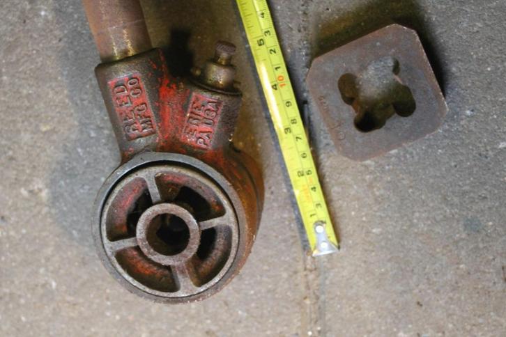 Pijp draad snijder met ratel, Doe-het-zelf en Verbouw, Gereedschap | Handgereedschap, Gebruikt, Ophalen of Verzenden