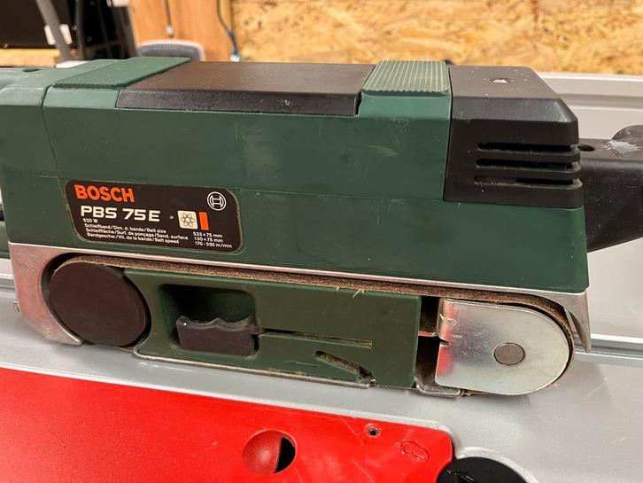 Bosch PBS 75E Bandschuurmachine, Doe-het-zelf en Verbouw, Gereedschap | Schuurmachines, Gebruikt, Bandschuurmachine, 600 tot 1200 watt