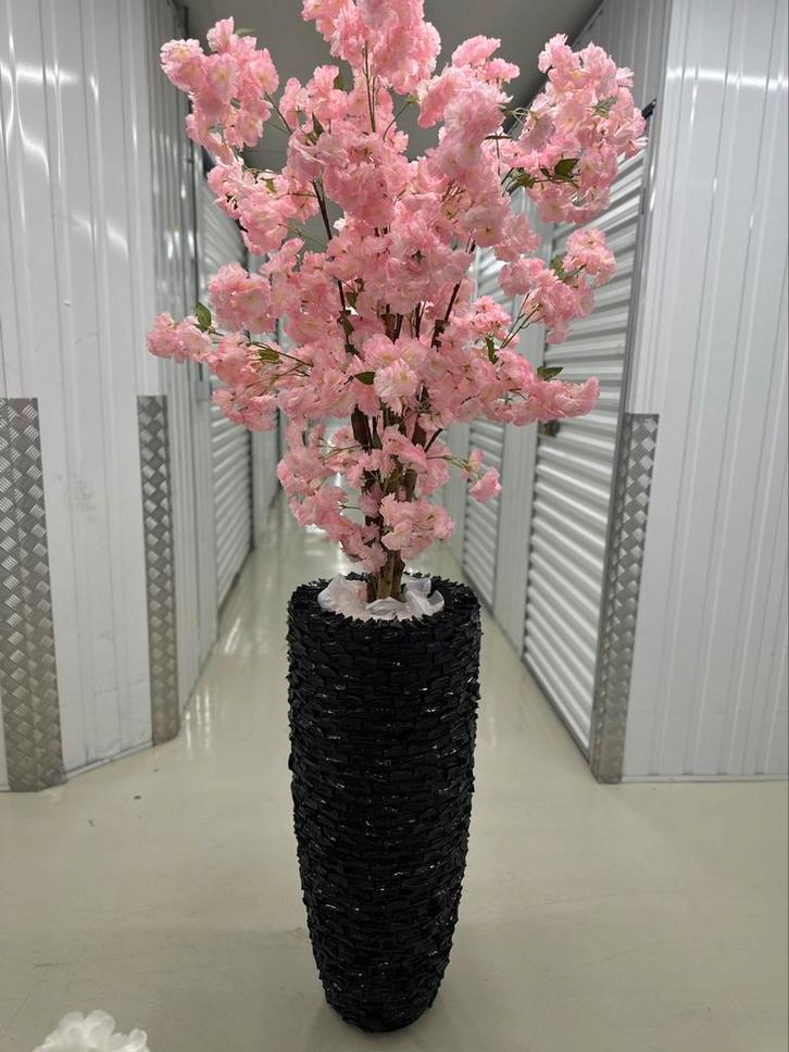 Schelpenvazen met bloesem boom, Huis en Inrichting, Woonaccessoires | Kunstplanten en Kunstbloemen, Zo goed als nieuw, Ophalen of Verzenden