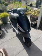 Piaggio ZIP scooter - moet snel weg!, Fietsen en Brommers, Scooters | Piaggio, Ophalen, Gebruikt, Maximaal 25 km/u, Zip