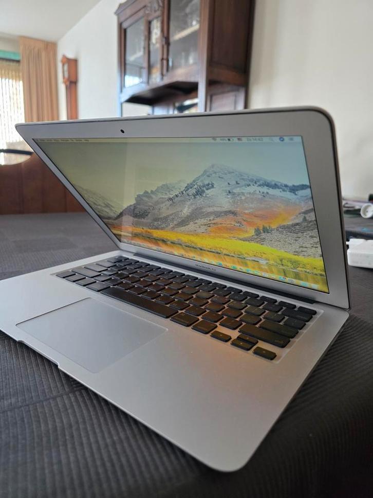 MacBook Air 13-inch (2010) 128GB SSD opslagruimte, Computers en Software, Apple Macbooks, Gebruikt, MacBook Air, 13 inch, 2 tot 3 Ghz