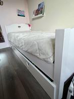 Bed Amori hart, Kinderen en Baby's, Kinderkamer | Bedden, Ophalen of Verzenden, Zo goed als nieuw, 180 cm of meer, 85 tot 100 cm
