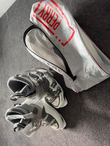Atomic Ski Schoenen - Maat 38 beschikbaar voor biedingen