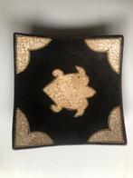 Handgemaakte bijzondere schaal., Verzamelen, Speldjes, Pins en Buttons, Ophalen of Verzenden, Zo goed als nieuw, Transport