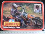 briefkaart sticker bob moore ijsboerke motocross motorcross, Sport, Ophalen of Verzenden, Zo goed als nieuw
