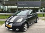 Toyota Aygo 1.0-12V Dynamic Navigator / Dealer onderhouden /, Auto's, Toyota, Stof, Gebruikt, Zwart, 4 stoelen