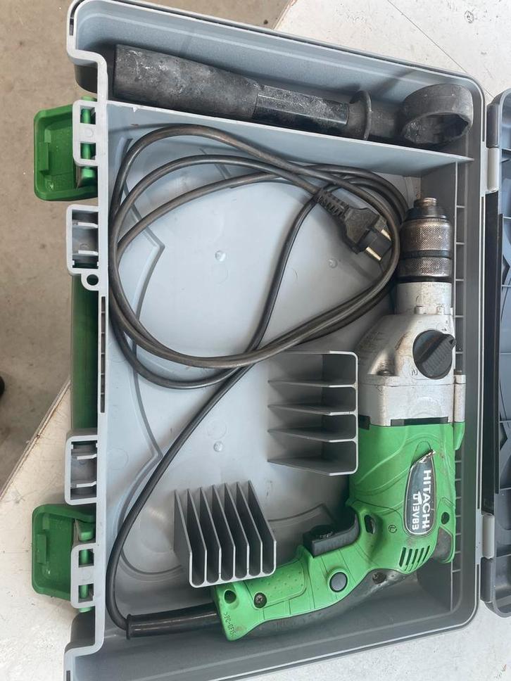 Hitachi boormachine, Doe-het-zelf en Verbouw, Gereedschap | Boormachines, Zo goed als nieuw, Boormachine, 600 watt of meer, Ophalen