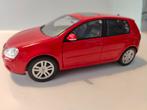 Volkswagen Golf Mk5 Burago 1:18 Vitrine Model, Ophalen of Verzenden, Zo goed als nieuw, Auto, Bburago