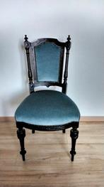 Schitterend mooi antiek stoeltje met een mohair bekleed., Antiek en Kunst, Antiek | Meubels | Stoelen en Banken, Ophalen