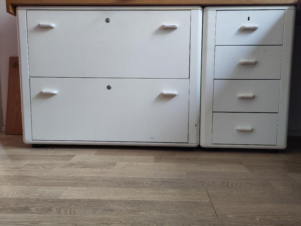 Ladenkastjes voor onder bureau, Ophalen, Gebruikt