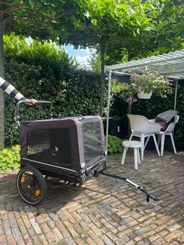 **Hagelnieuw** Honden wandel/aanhanger fietskar beschikbaar voor biedingen