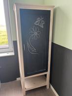Houten kinderkast met krijtborddeur, Ophalen, Zo goed als nieuw, 50 tot 70 cm, 105 cm of meer