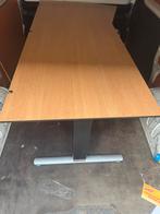 Gratis Office table, Ophalen