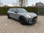 Mini Clubman Cooper 1.5 136pk 2019 Grijs, Auto's, Mini, Voorwielaandrijving, 65 €/maand, Leder en Stof, Handgeschakeld