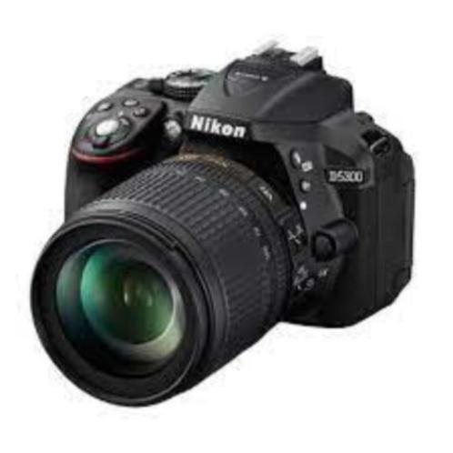 Nikon D5300 incl. tas, 2e batterij en statief, Audio, Tv en Foto, Fotocamera's Digitaal, Zo goed als nieuw, Spiegelreflex, Nikon