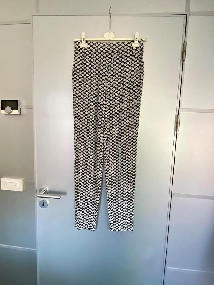 J298 No Man's Land: mt. M=38/40 broek comfort gebr.wit/zwart, Kleding | Dames, Broeken en Pantalons, Zo goed als nieuw, Maat 38/40 (M)