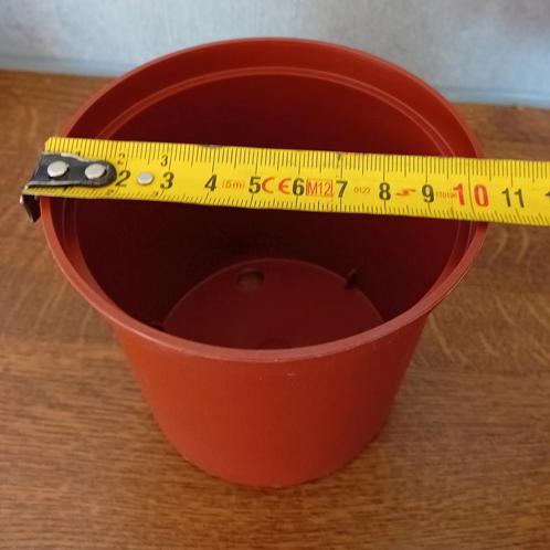 Bloempotten Bloempotten kweekpotten 10,5cm 500st €10, Tuin en Terras, Bloempotten, Zo goed als nieuw, Kunststof, Binnen, Balkon
