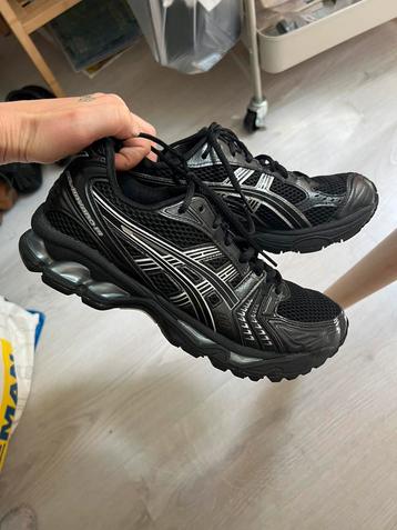 ASICS Gel Kayano 14 black beschikbaar voor biedingen