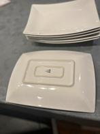 Set Borden - Borden, Huis en Inrichting, Keuken | Servies, Gebruikt, Ophalen of Verzenden, Bord(en), Effen