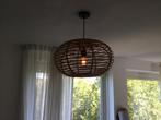 2 rieten hanglampen en leuke staande lamp, Huis en Inrichting, Lampen | Hanglampen, Ophalen of Verzenden, Zo goed als nieuw, Minder dan 50 cm