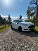 Ford Fiësta 1.6 stage 2 217pk 3DR 2013 Wit, Auto's, Ford, Voorwielaandrijving, 1596 cc, 1063 kg, 4 cilinders