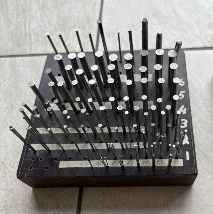 Klokkenmakers opgelet! Restanten van hobby: ruimers e.d., Antiek en Kunst, Antiek | Klokken, Ophalen