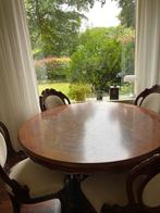 Noten eethoek met 4 stoelen en ronde eettafel., Huis en Inrichting, Ophalen