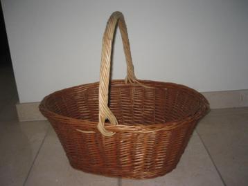 Stevige rieten boodschappenmand / Picknickmand   beschikbaar voor biedingen