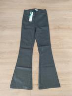 Nieuw - Noisy May flared broek zwart shimmer - mt xs, Verzenden, Zwart, Nieuw, Maat 34 (XS) of kleiner