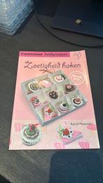 Astrid Meeuwsen - Veen - Zoetigheid haken, Breien en Haken, Astrid Meeuwsen - Veen, Ophalen of Verzenden, Zo goed als nieuw