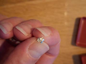 Zilveren oorknopjes 4 mm van juwelier  beschikbaar voor biedingen