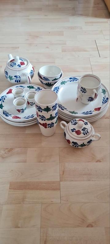 38 delig servies beschikbaar voor biedingen