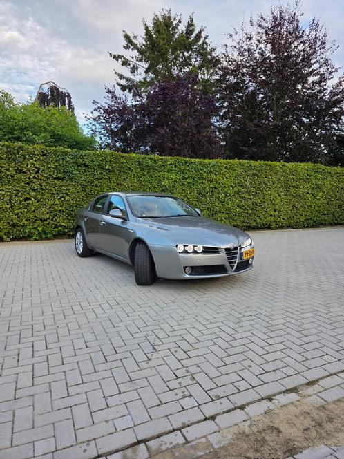 Alfa Romeo 159 2.2 JTS 2006 Grijs, Auto's, Alfa Romeo, Particulier, Benzine, D, Sedan, Handgeschakeld, Origineel Nederlands, Zilver of Grijs